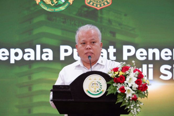 
					Kejaksaan Agung Periksa Tiga Saksi Terkait Dugaan Korupsi Importasi Gula di Kementerian Perdagangan