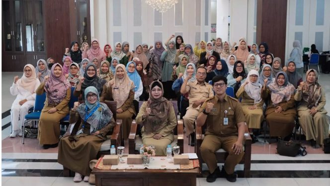 
					Pemkot Depok Salurkan Paket BKB Kit Stunting di 31 Kelurahan