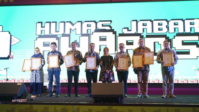 
					Pemkab Bogor Raih Dua Penghargaan di Humas Jabar Award 2024