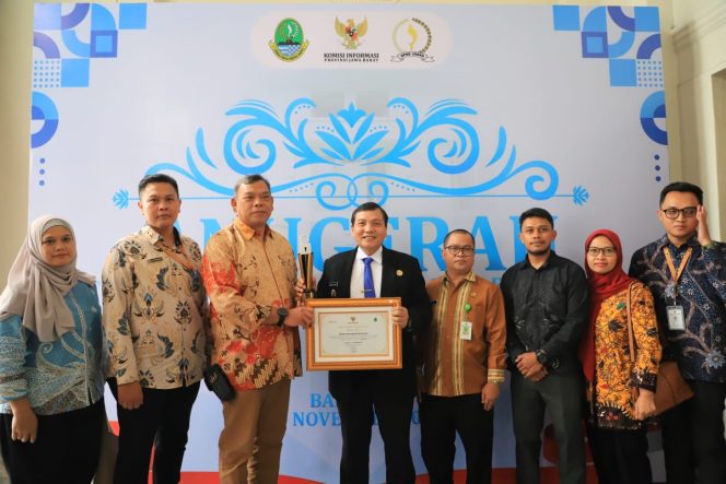 
					Pemkab Bogor Raih Penghargaan Kabupaten Informatif 2024 dari Komisi Informasi Jawa Barat