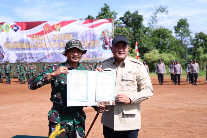 
					Bupati Bogor Apresiasi TNI atas Keberhasilan TMMD ke-123 di Desa Karacak