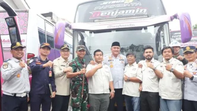
					Sastra Winara: Jumlah Bus Mudik Gratis di Kabupaten Bogor Tahun Ini Pecahkan Rekor