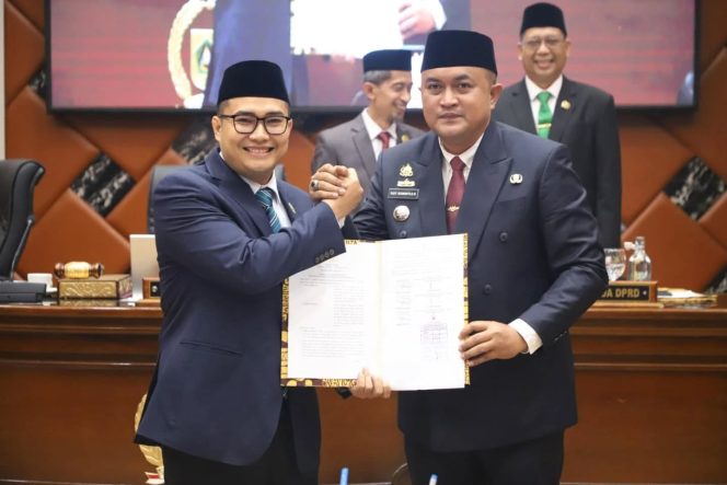 
					Rudy Susmanto dan DPRD Sepakati Perubahan KUA-PPAS 2025, Fokus Tuntaskan Infrastruktur, Pendidikan, dan Kesehatan