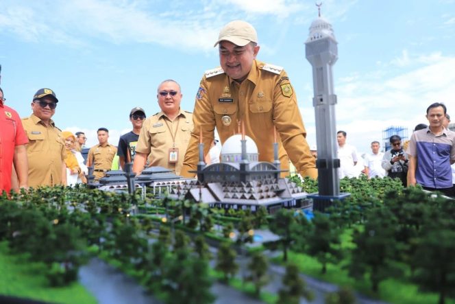 
					Bupati Bogor Tinjau Progres Pembangunan Masjid Raya: Pusat Layanan Haji dan Ikon Keumatan Baru