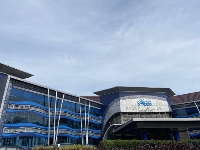 
					Pemerintah Setor Modal Rp50 Miliar ke PDAM Tahun 2023, Deviden Hanya Rp52 Miliar dari Total Penyertaan