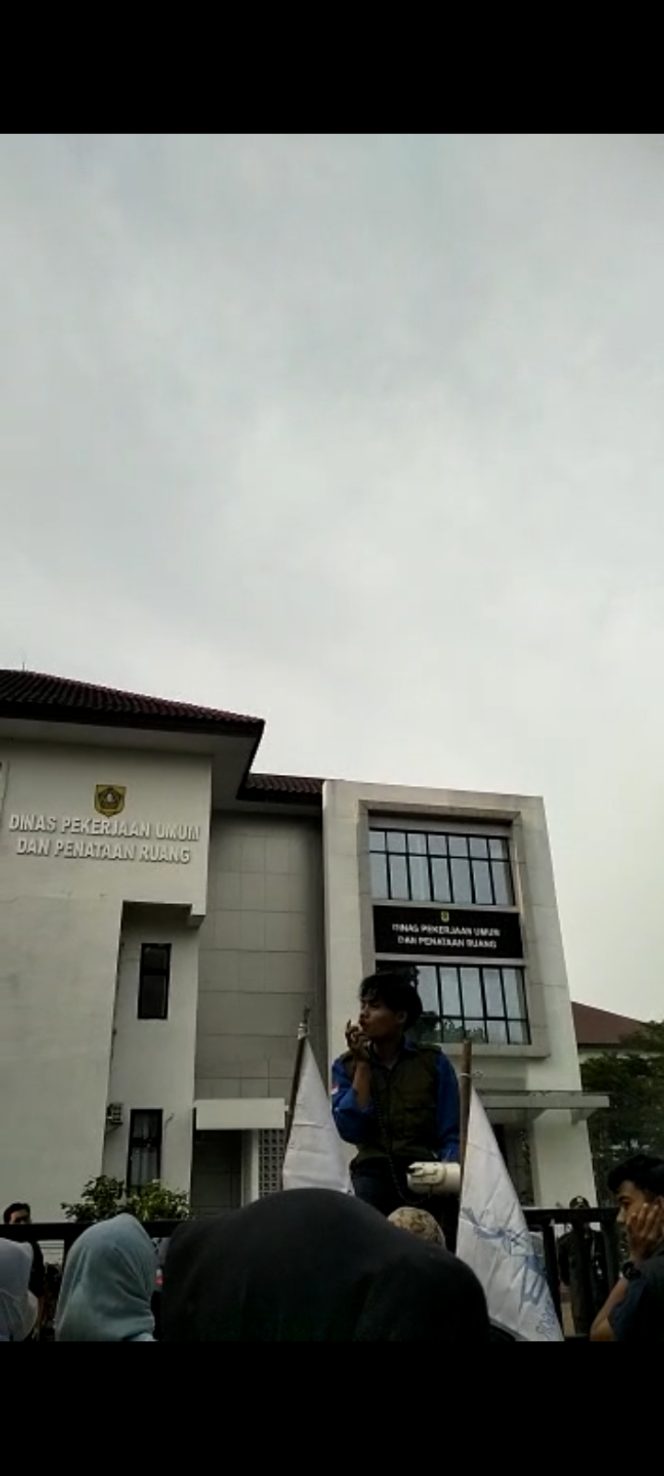 
					Kabupaten Bogor Darurat Proyek Mangkrak: GMPB Tuding PUPR Gagal Total, Bupati Diminta Blacklist Kontraktor Bermasalah