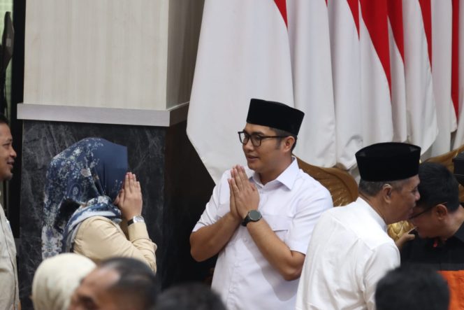 
					Halal Bihalal DPRD Kabupaten Bogor, Pererat Kebersamaan Usai Lebaran