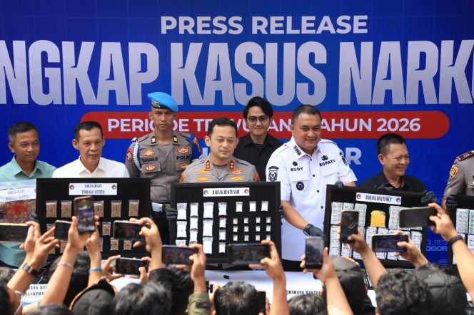 
					Bupati Bogor Tegaskan Perang terhadap Narkoba, ASN Terlibat Akan Disanksi Tegas