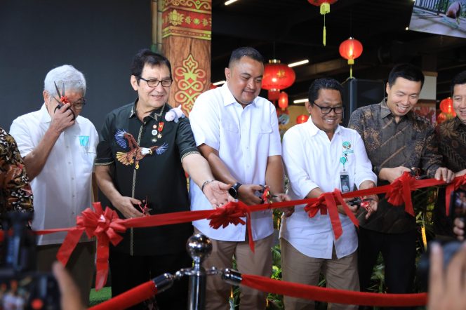 
					Rudy Susmanto Apresiasi Taman Safari, Baby Rio Jadi Panda Pertama yang Lahir di Indonesia