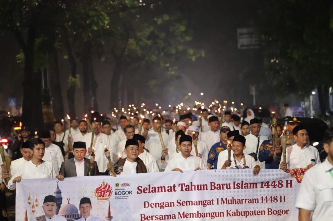 
					Ribuan Warga Meriahkan Pawai Obor 1 Muharram 1448 H di Cibinong, Simbol Semangat Hijrah dan Kebersamaan