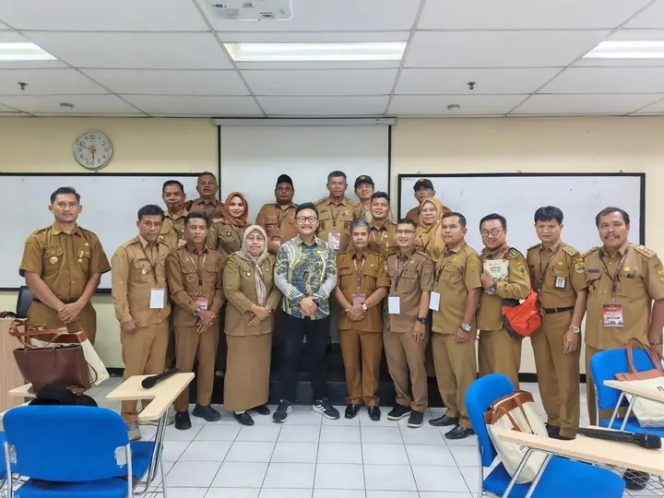 
					Wali Nagari Situmbuk Ikuti Program “Kepala Desa Masuk Kampus” di UI, Perkuat Kepemimpinan dan Inovasi Nagari