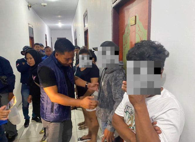 
					Operasi Antik Salawaku 2026, Polres Buru Bersama BNNK dan POM AD Gencarkan Razia serta Tes Urin