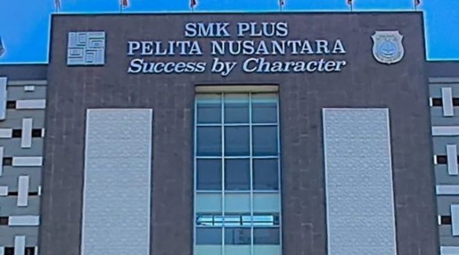 
					SMK Pelita Nusantara (PENUS) dan SMA Plus PGRI Cibinong Diduga Intimidasi Siswa, Ancam DO Jika Tidak Parkir di Tempat Pilihan Sekolah